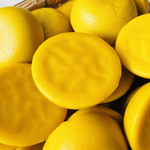 云南哀牢山高山野生蜂蜡天然蜂蜡 做唇膏口红原料500克装