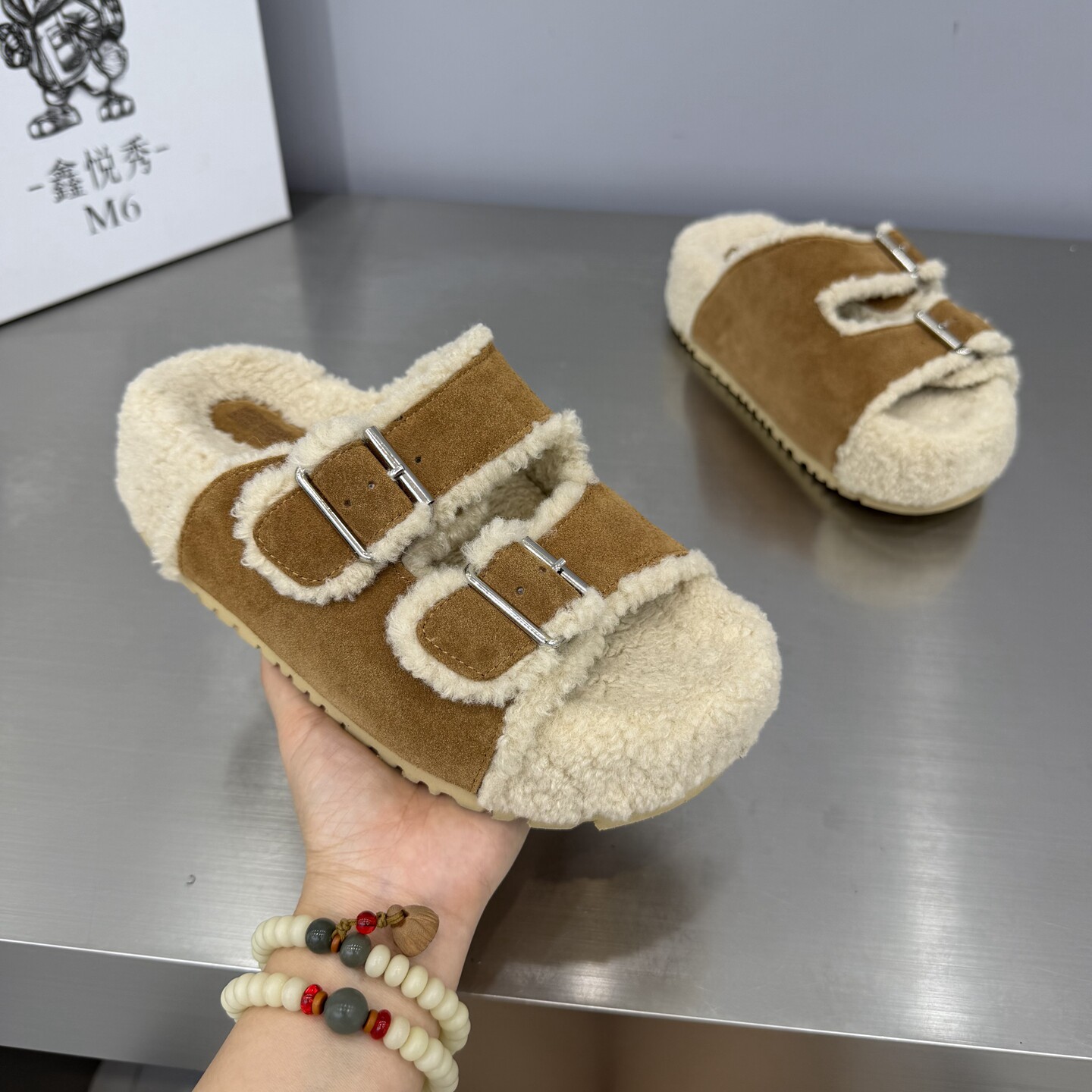 厚底增高韩版毛毛拖鞋女2026新款磨砂牛皮搭扣外穿拖鞋女潮