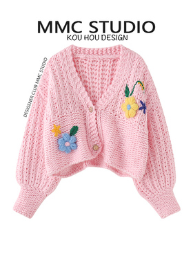 MMC 重工钩花系列秋冬加厚V领短开衫女甜美风粉色棒针毛衣小外套