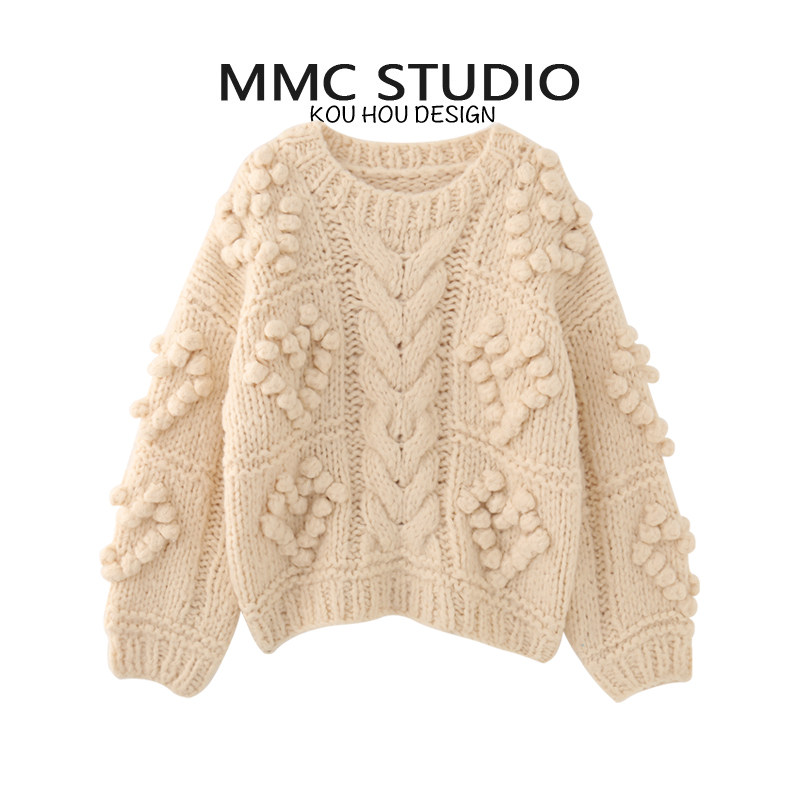 蔻后棒针爱心圆领加厚毛衣