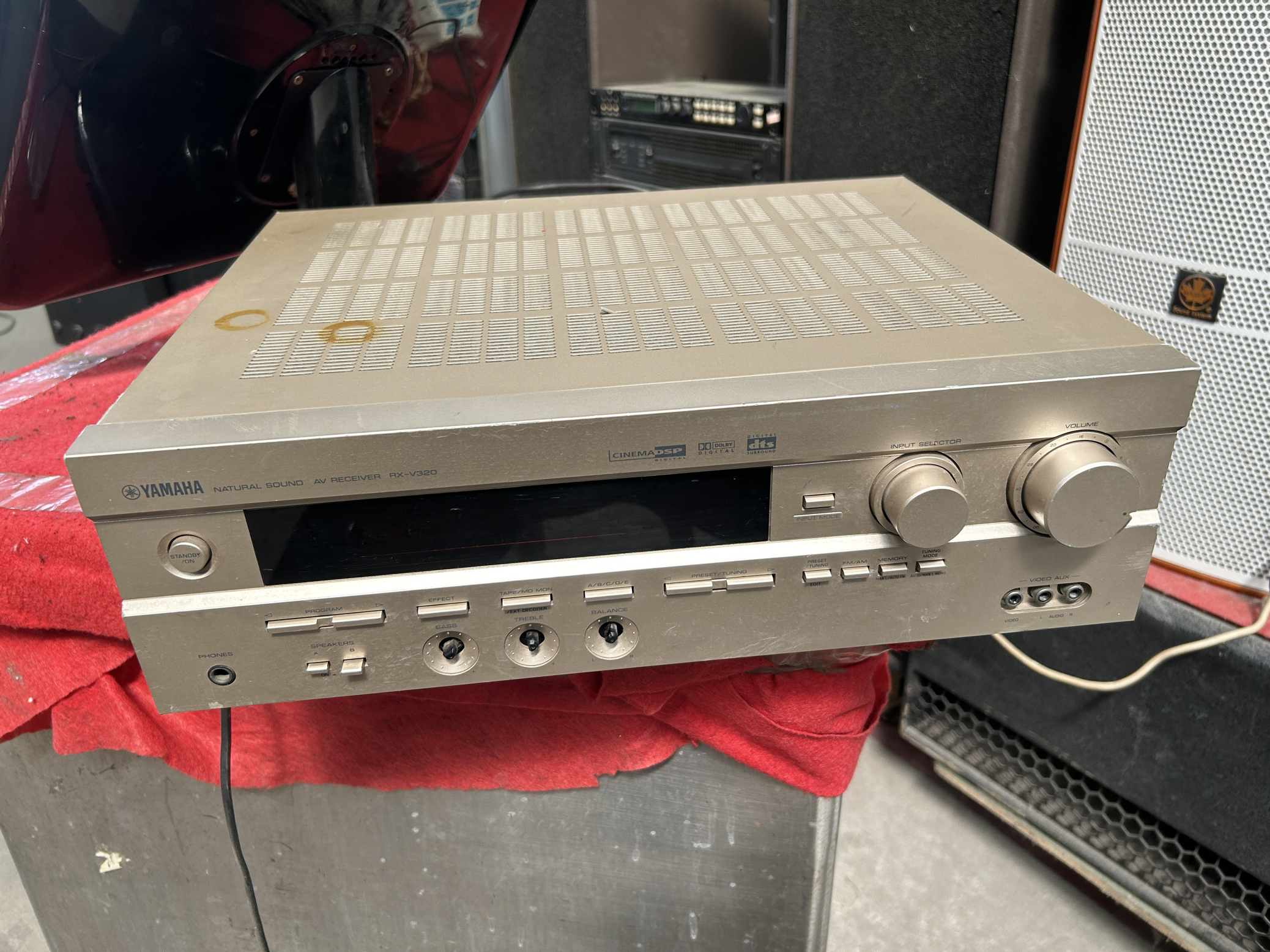 原装YAMAHA雅马哈 RX-V320 多声道家庭影院功放,双解码DTS同轴