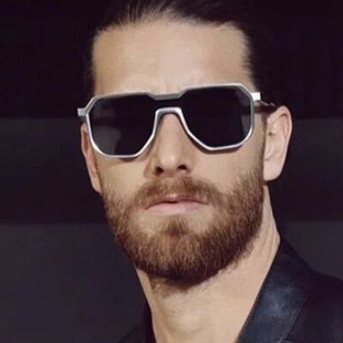 国字脸方形方脸太阳镜男士开车蒸汽朋克2024新款金属墨镜太阳镜潮