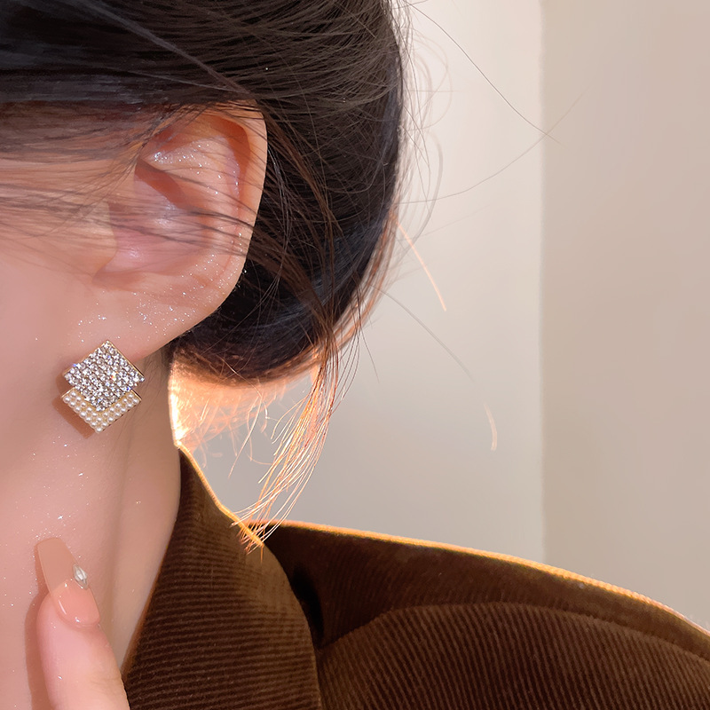 满钻珍珠菱形耳钉女个性