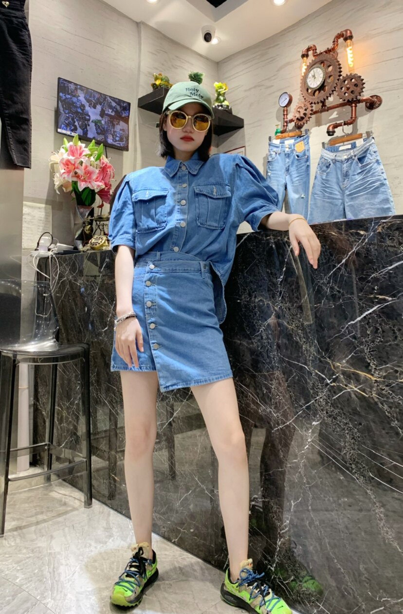 IMPORTED FROM SOUTH KOREA SUMMER NEW DENIM SET PUFF SLEEVE PADDED SHOULDER TOP ROW OF BUTTONED IRREGULAR SKIRTS