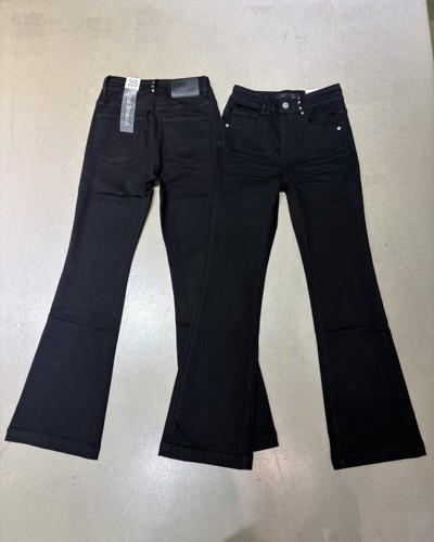 2026春夏新款onebrand纯黑色显瘦微喇牛仔裤女百搭显腿长裤子爆款