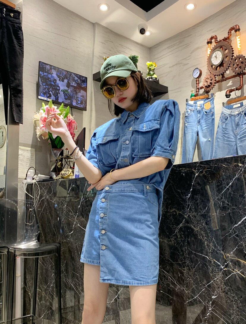 IMPORTED FROM SOUTH KOREA SUMMER NEW DENIM SET PUFF SLEEVE PADDED SHOULDER TOP ROW OF BUTTONED IRREGULAR SKIRTS