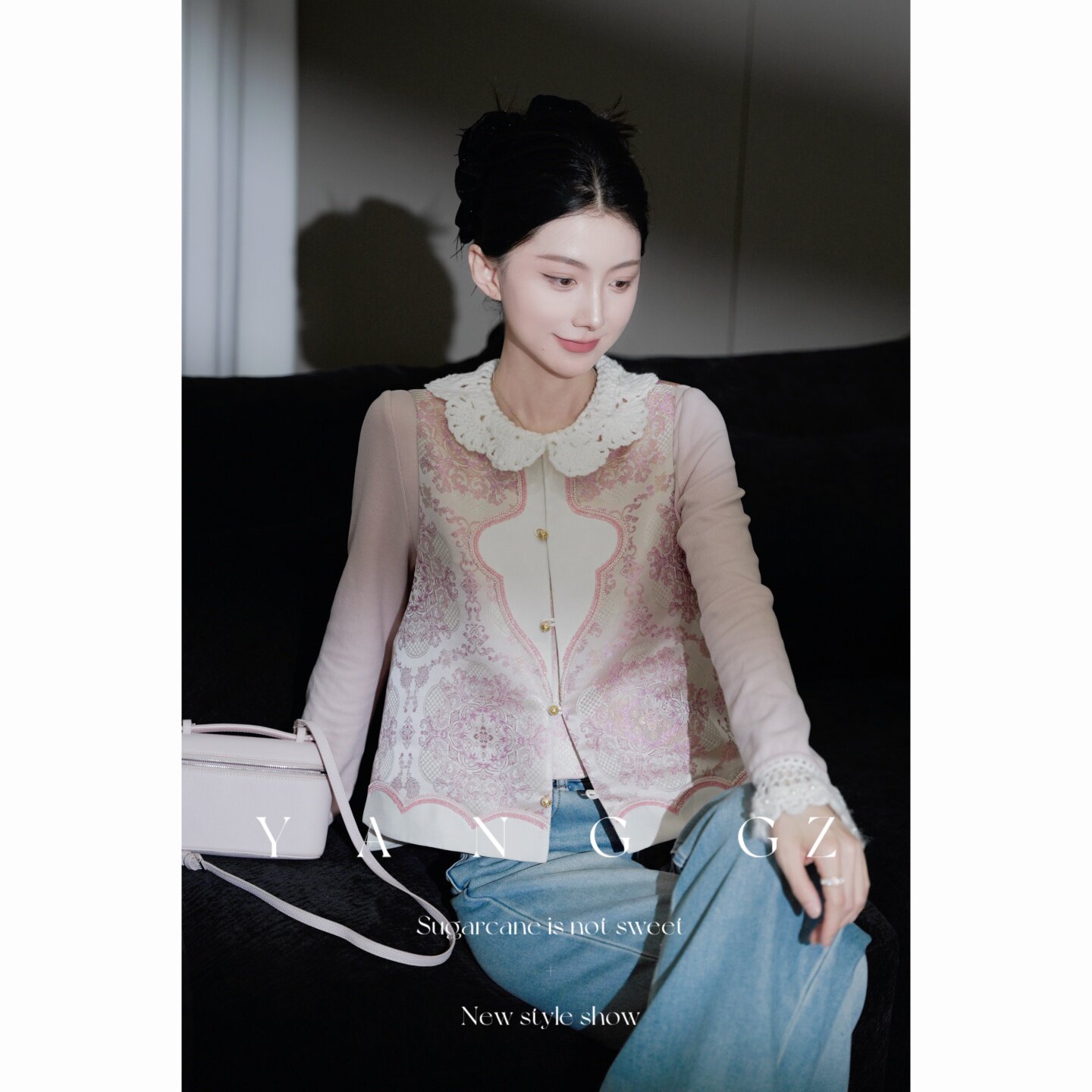 秋冬季缠枝藤蔓管珠绣马甲上衣女