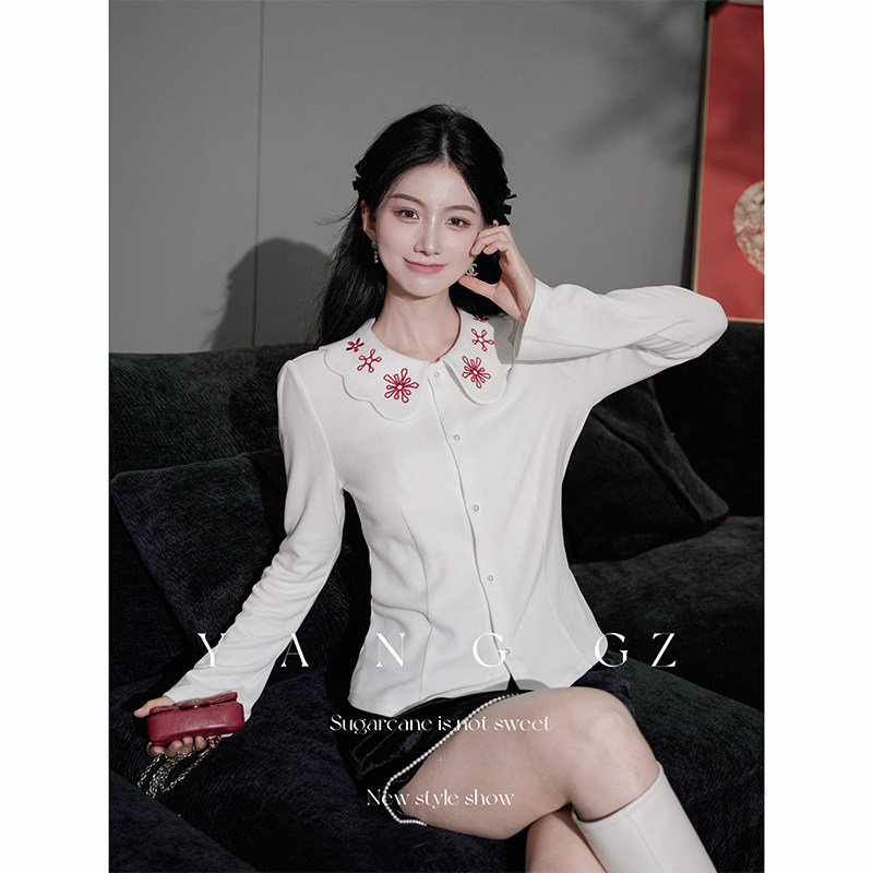 YANG GZ【沐春风】新款秋冬季设计感娃娃领打底衫百搭显瘦上衣女