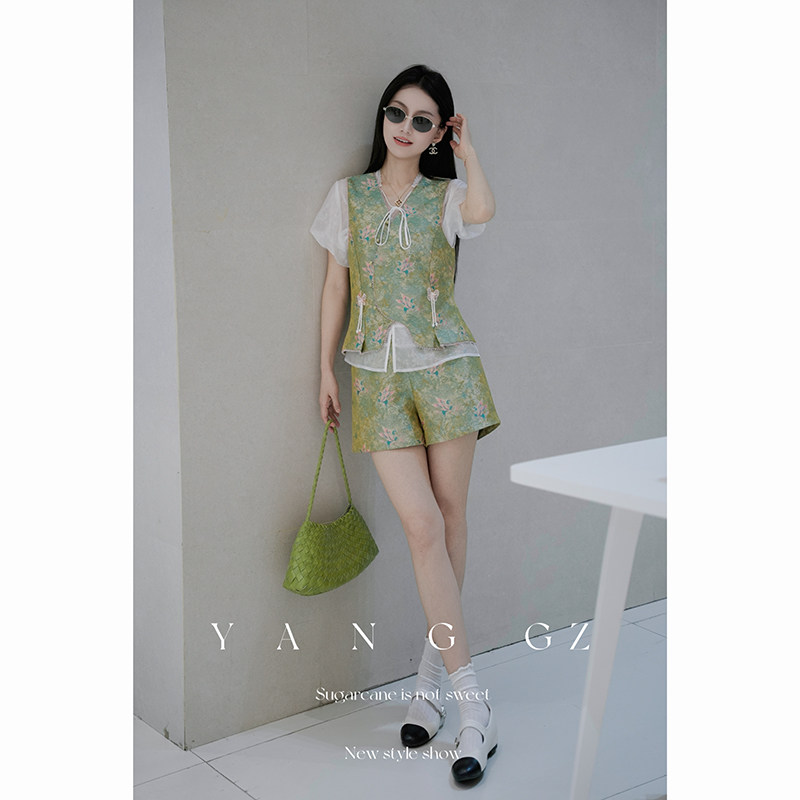绿色提花马甲上衣套装女