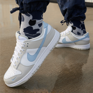 Nike/耐克正品Dunk Low 女士低帮篮球风运动板鞋HF0023-100