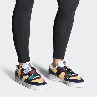 Adidas 三叶草秋新款 女子舒适运动休闲鞋 FV4943 阿迪达斯正品