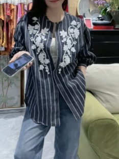 女设计感 复古刺绣亚麻条纹衬衫 安西娅 法式