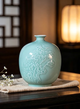 慧仙青瓷太湖石 刻绘花器粉青手工插花摆件龙泉青瓷花瓶摆件