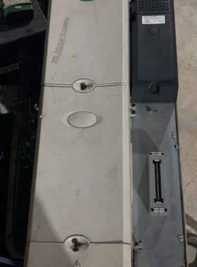 变频器 SPMD1421 90/110KW