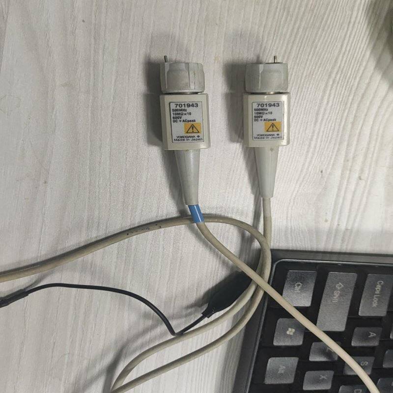 Leadtech 雷赛 DMC3600带有接线盒和线，整套出