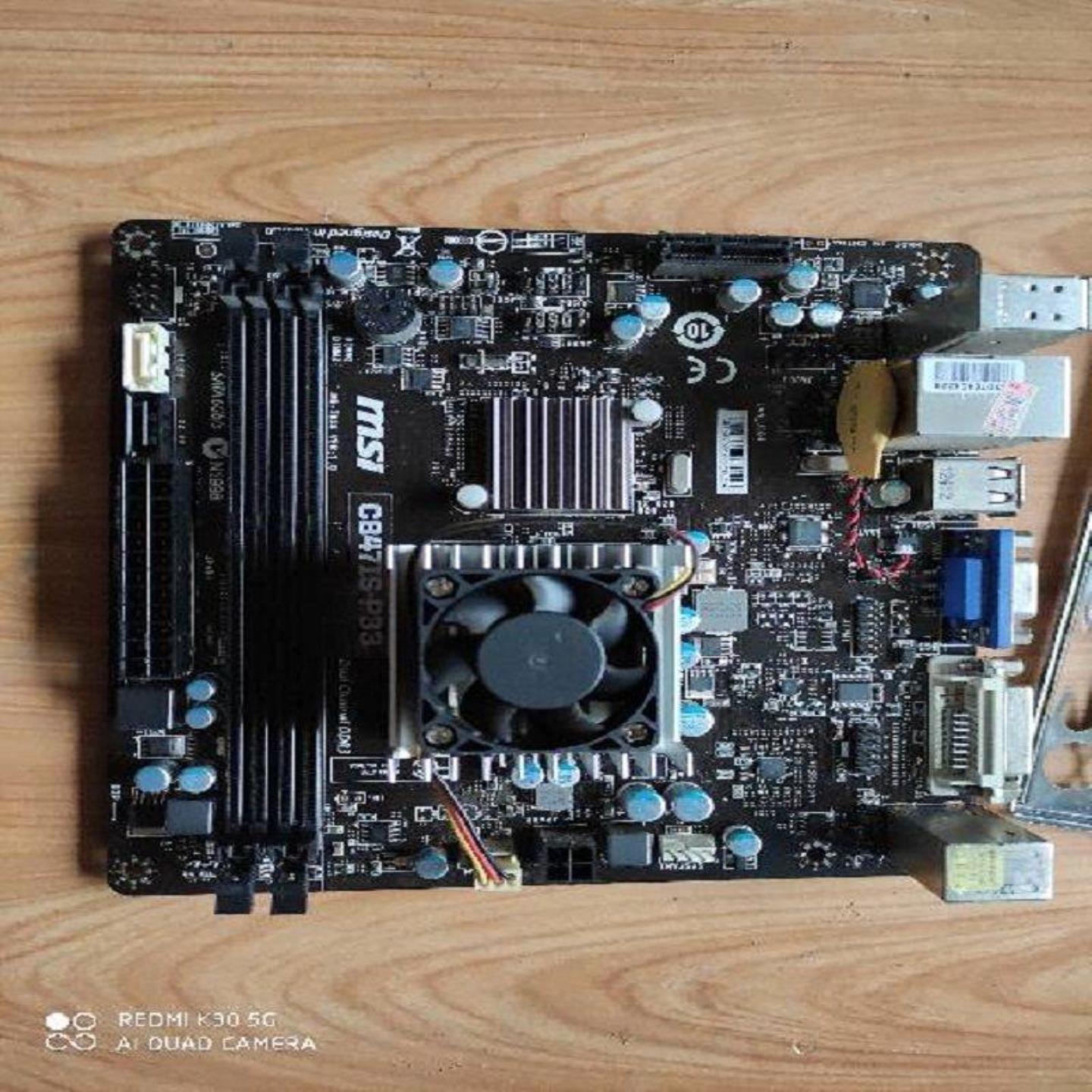 C847IS-P33集成intel双核CPU DDR3 17*17主板MS-7836