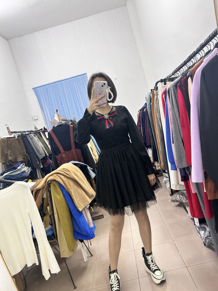 MOFAN摩凡 黑色百搭减龄网纱蕾丝拼接小仙女连衣裙 M码 配饰可取