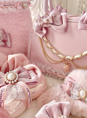 QueenJ Studio草莓恋人系列蕾丝手提包毛绒化妆包粉色系配饰发饰
