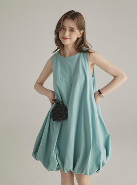 三十三 【黎也weekend】湖蓝色吊带连衣裙女夏季设计感花苞长裙子