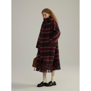 三十三 带围巾玫红格子羊毛大衣女2025冬季新款气质双面毛呢外套