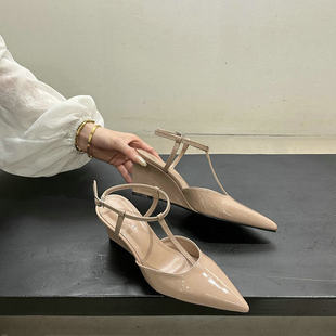 法式包头尖头后绊带坡跟凉鞋女2026春夏新款百搭一字带穆勒高跟鞋