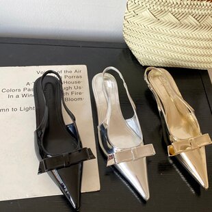 设计感小众尖头包头凉鞋子女夏季2026新款配裙子坡跟女士时装凉鞋