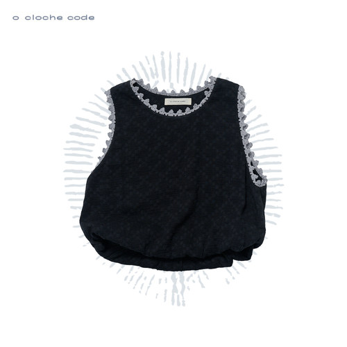 o cloche code 26SS 暗纹花苞背心