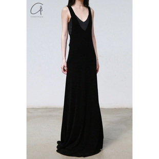 70%OFF 墨黑V领针织长裙 RUOHAN