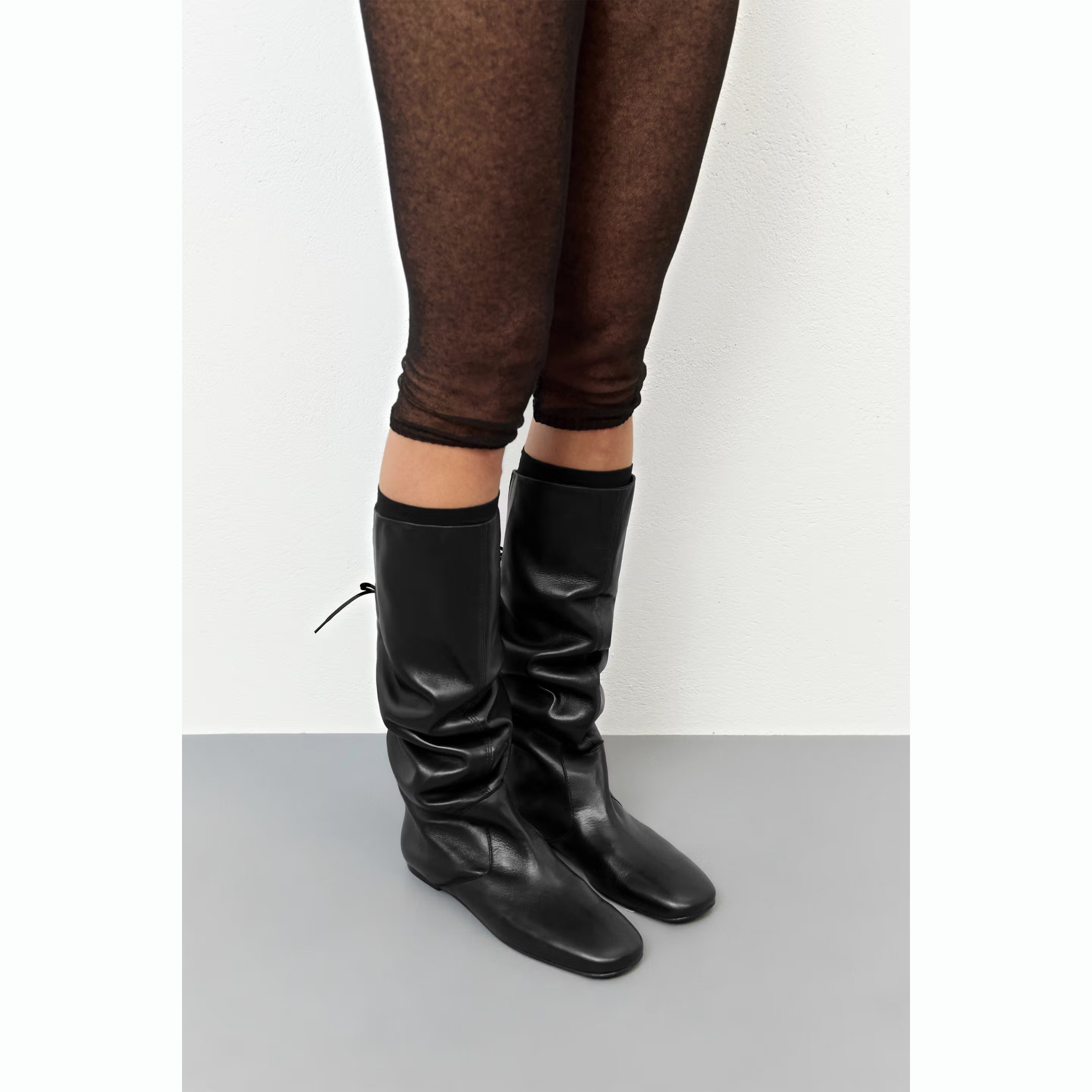 Miista 25秋冬  Karola 黑色后系绳圆头高筒靴 西班牙