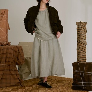 圆领分层气球上衣 AVIVA 25秋冬 XUE 半身裙 JIFEI