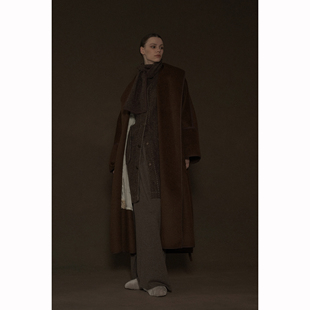 Mutedance 腰带羊毛大衣外套