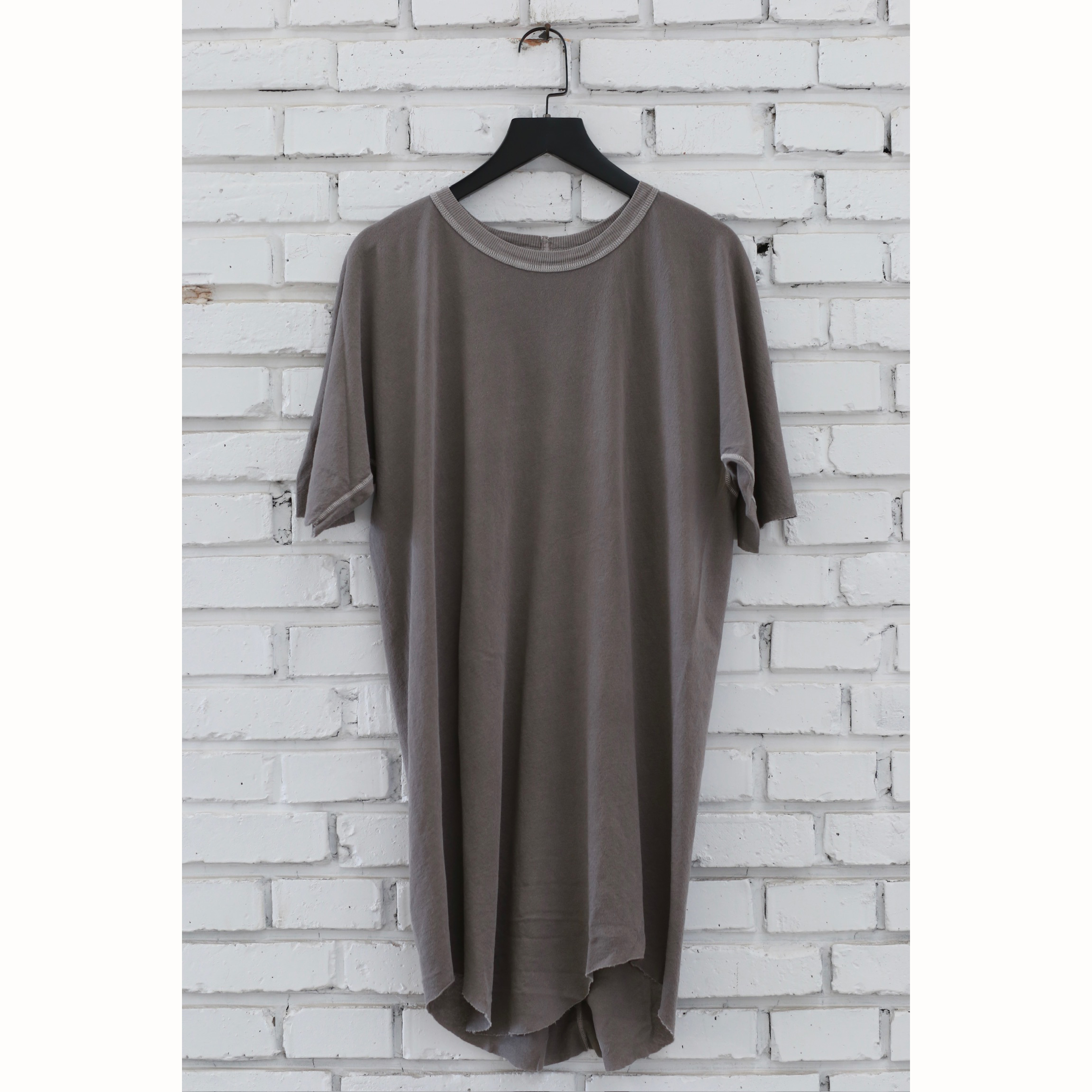 Boris Bidjan Saberi 不规则下摆短袖T恤系列