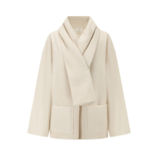 INTO THE EAST 25秋冬 象牙白颗粒肌理围巾棉服/毛边直筒裤