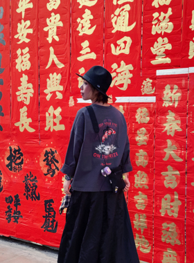 现货日本 Disney Pizza Planet 玩具总动员披萨星球三眼仔长袖T恤