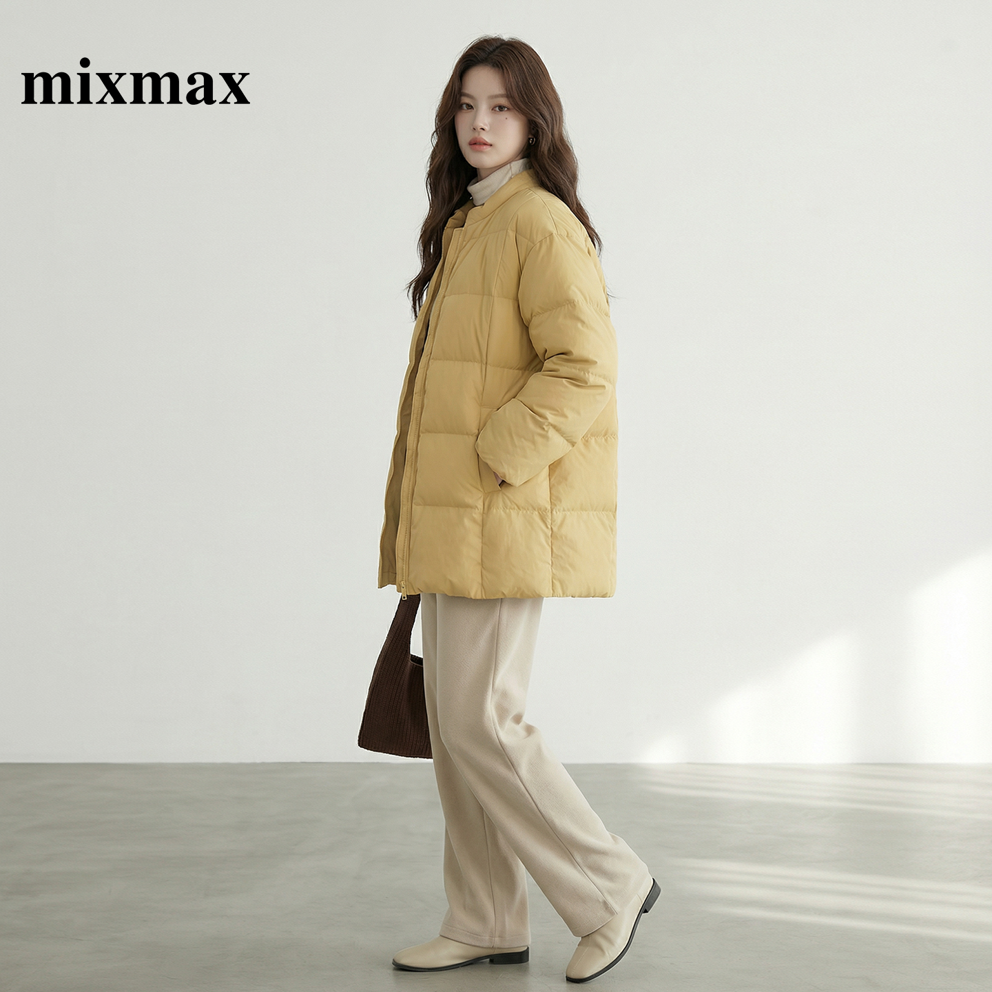 MIXMAX/美姿宝莲2025冬季新款小个子时尚设计感小众短款羽绒服女