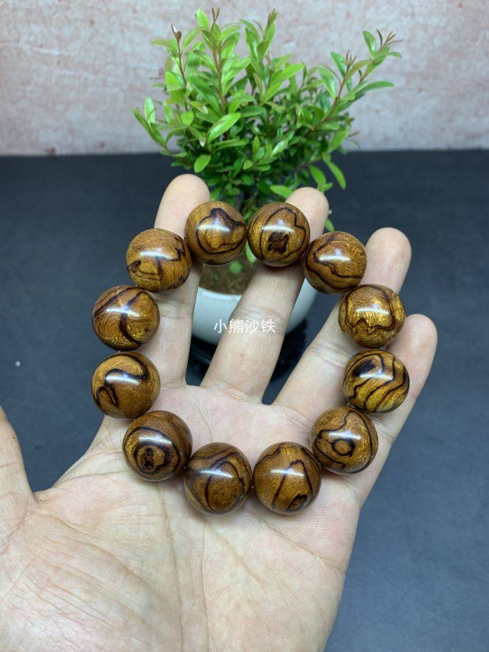 精品美国沙漠铁木瘤疤料手串2.0大花瘤疤【小熊沙铁   一物一拍】