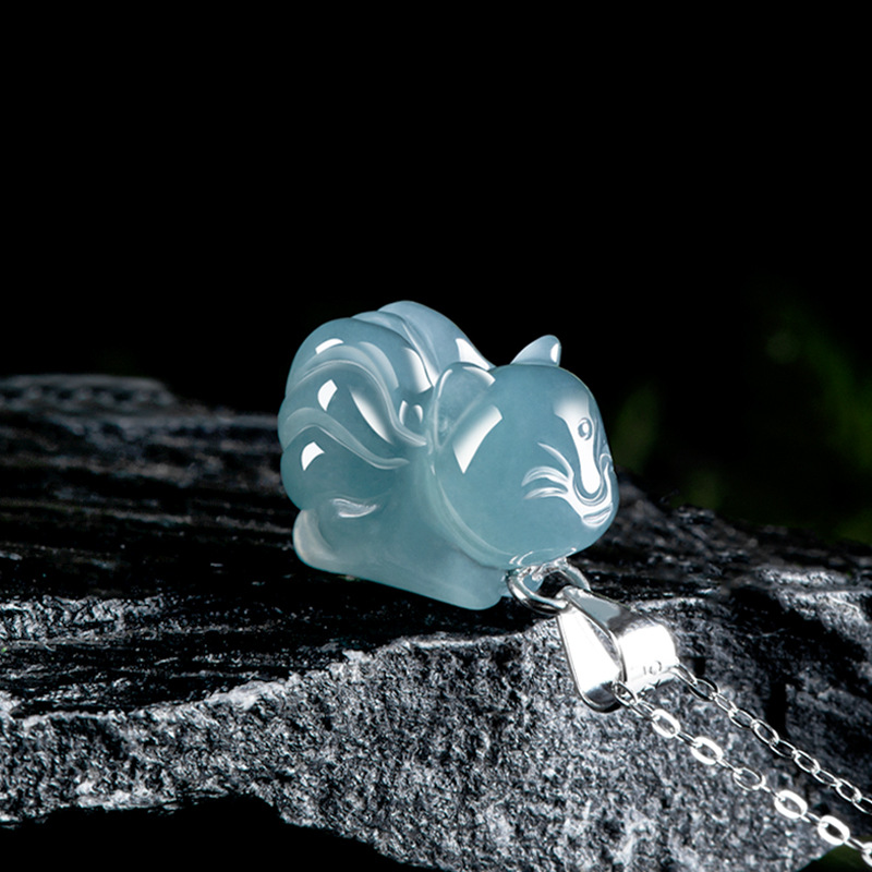 天然A货翡翠蓝水立体小狐狸九尾狐玉石吊坠可爱女款玉坠礼物