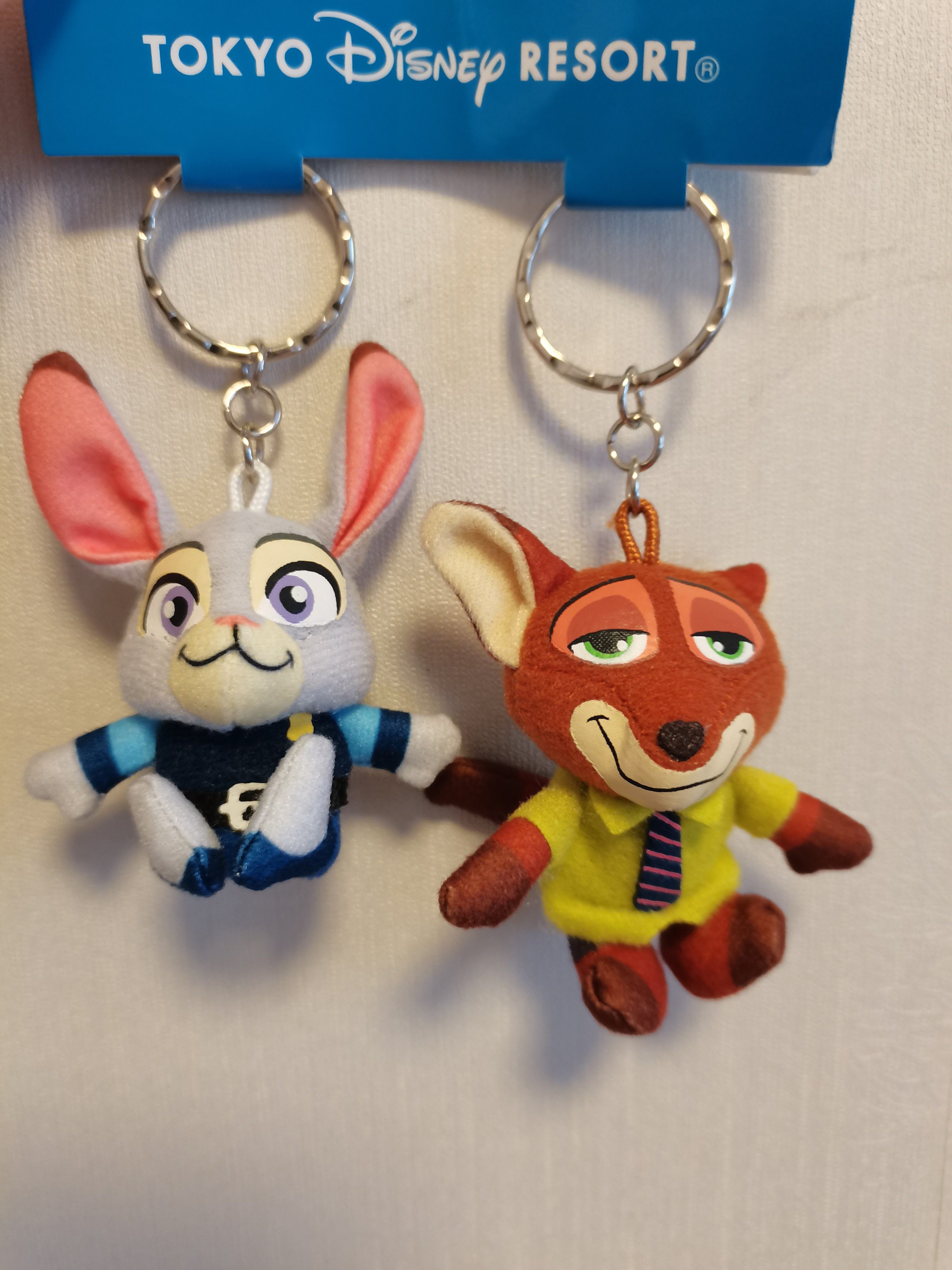 89日本东京迪士尼噗噗跳跳虎皮杰猪屹耳驴成对玩偶钥匙圈现货