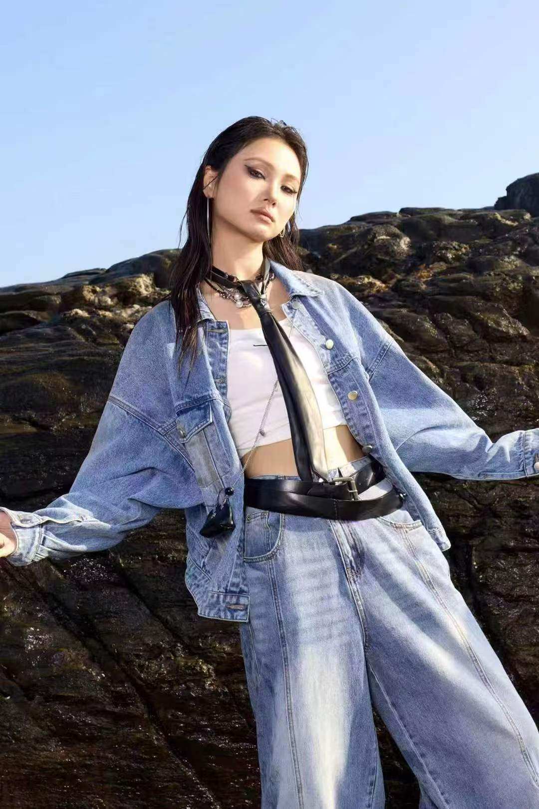 拓谷正品2026早春新款时尚翻领宽松百搭牛仔外套女潮c60443,女装/女士精品,短外套,淘宝优惠券,粉丝福利购,淘宝优惠卷