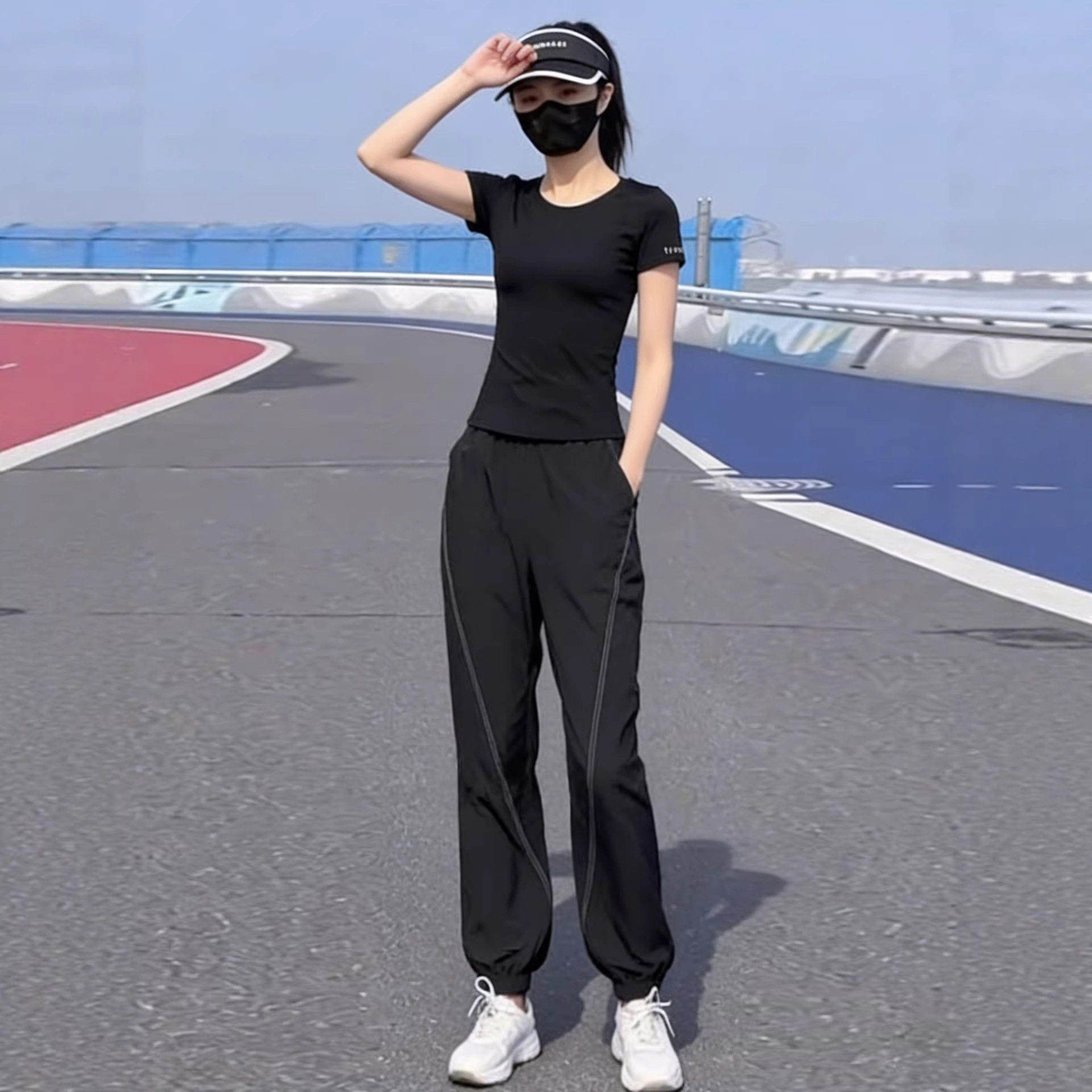 2026夏季穿搭配减龄显瘦时尚休闲运动服跑步短袖T恤一整套装裤女