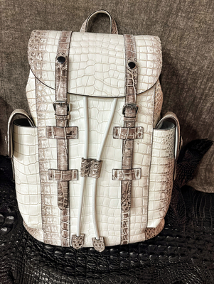 孤品大纹路鳄鱼皮双肩包男女同款轻奢真皮举行包保真肚皮大容量潮