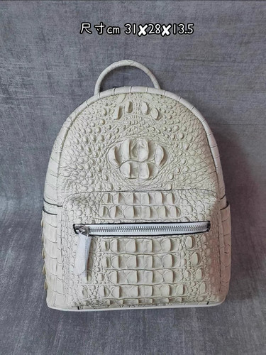 白色鳄鱼皮双肩包女包时尚真皮双肩背包包特价清货小辣椒女士背包