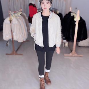 佟二堡皮草貂皮大衣女款整貂2025新款特价粉珍珠米机车服进口水貂