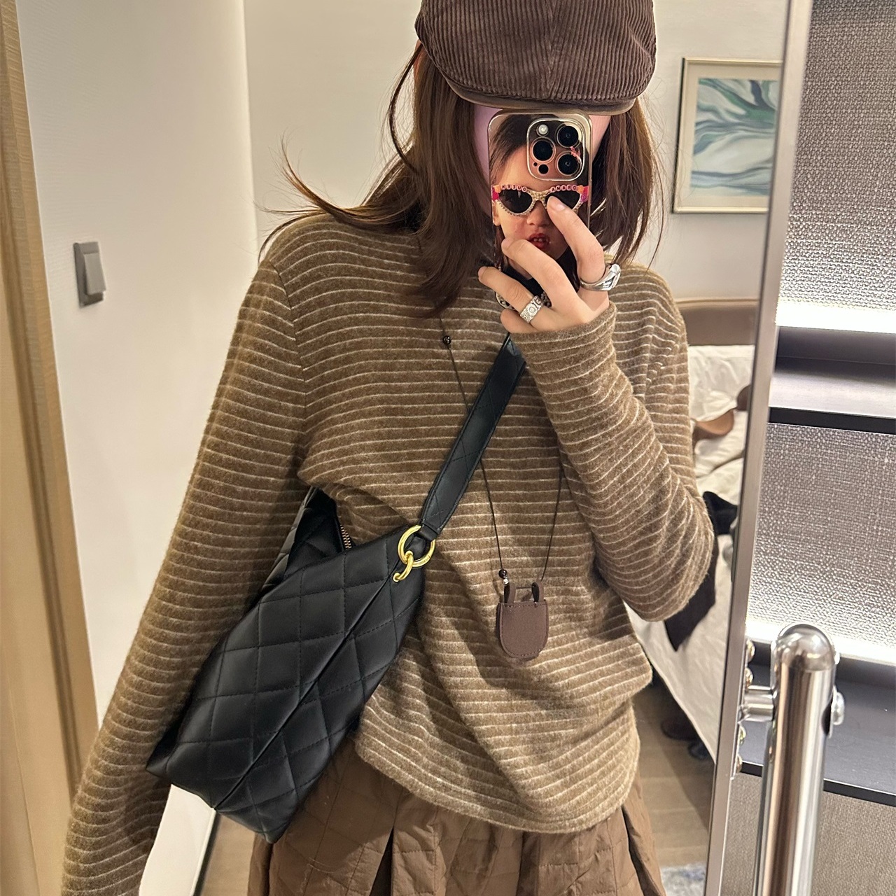 软糯毛绒绒加厚细条纹打底衫