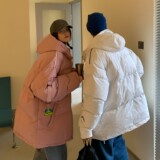 主推情侣装冬装连帽加厚保暖羽绒棉情侣棉衣外套H695P128男类，男装棉衣，电商A341