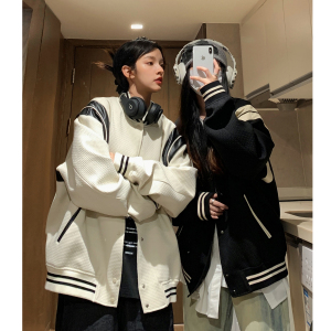 24主推中性 小香风棒球服撞色拼接PU皮外套复古夹克男女H873 P108图片