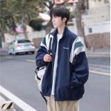 藏青色