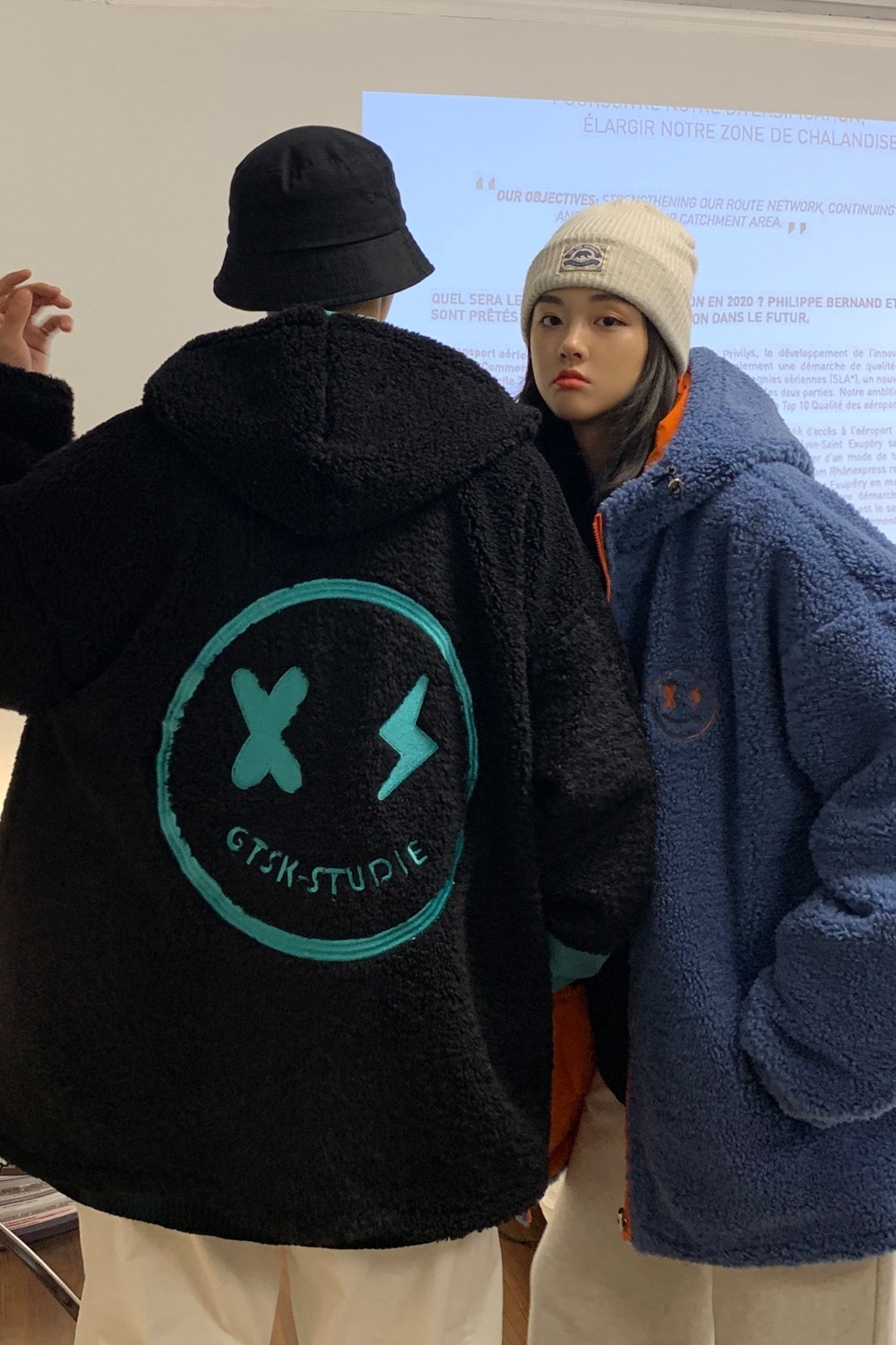 情侣装冬装羊羔毛绣花撞色情侣衣外套服H576P128女类,女装棉衣/棉服,电商A341