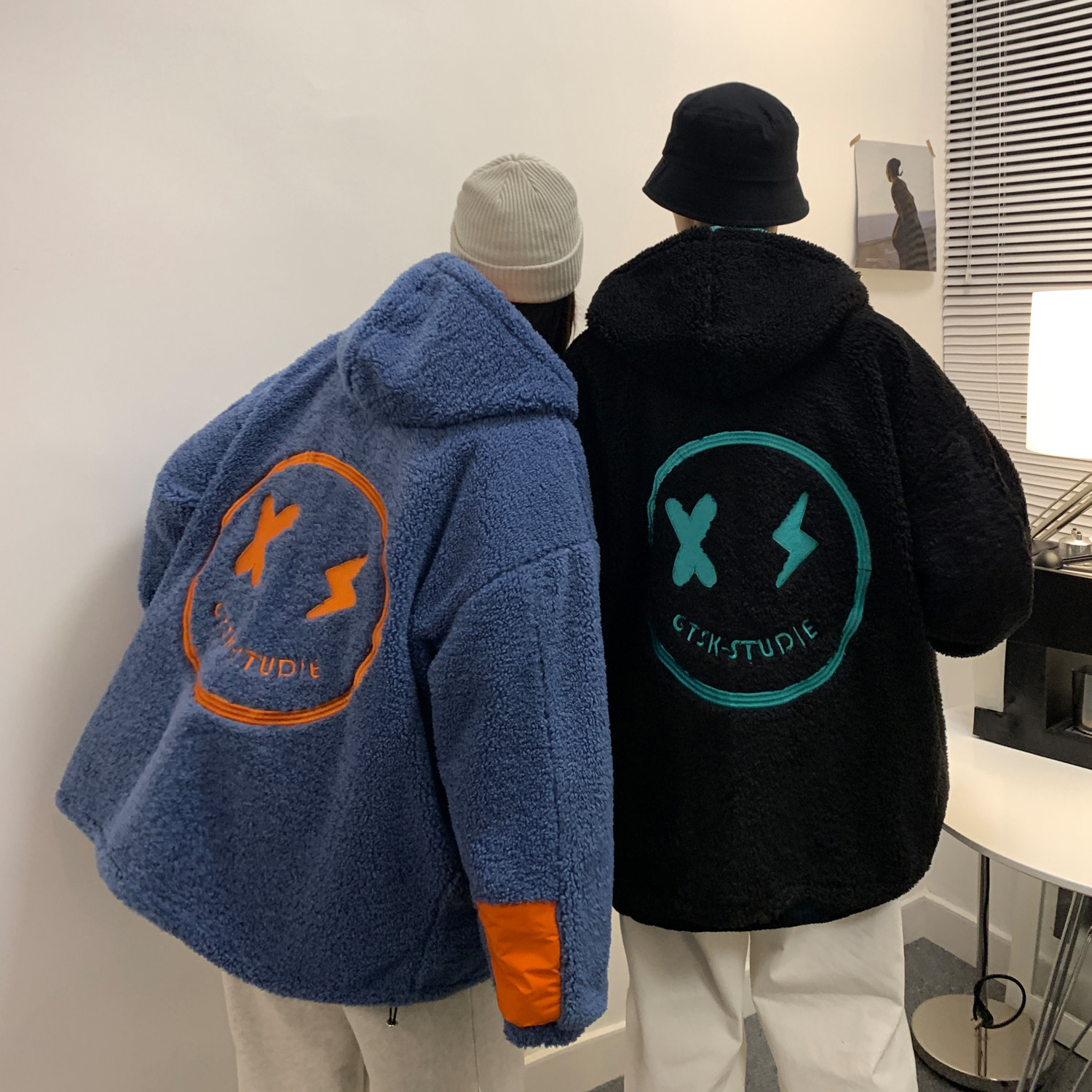 情侣装冬装羊羔毛绣花撞色情侣棉衣外套棉服H576P128男类,男装棉衣,电商A341