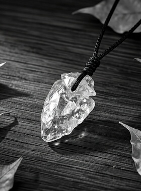 天然水晶石箭头吊坠项链男女通用